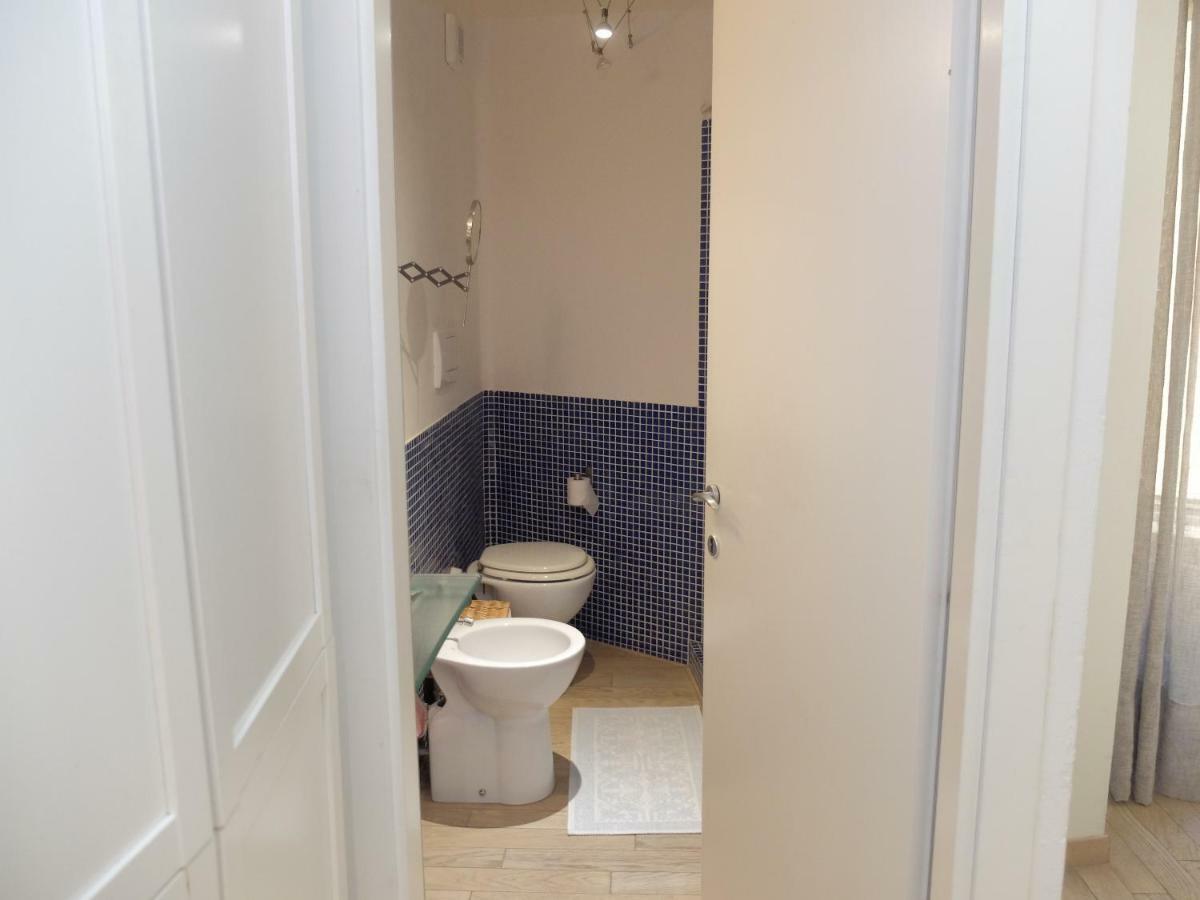 Appartement Little White House à Porto Santo Stefano  Extérieur photo